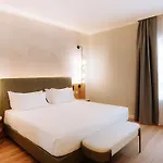 Hotel Moevenpick 4*