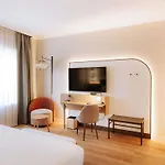 Moevenpick Hotel 4*