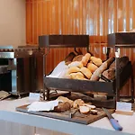 Hotel Moevenpick Bari