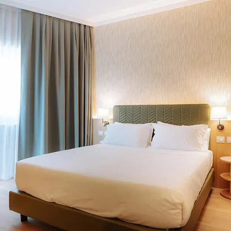 Moevenpick 4* Bari