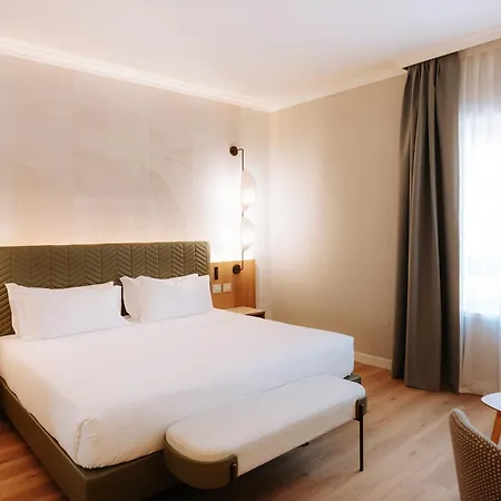 Moevenpick バーリ