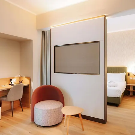 Moevenpick 4* バーリ