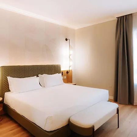 ホテル Moevenpick 4*