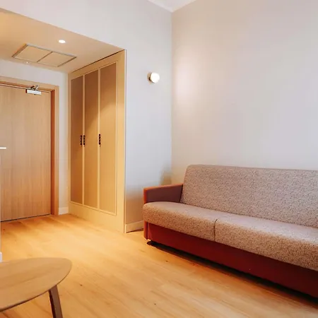 Moevenpick 4* バーリ