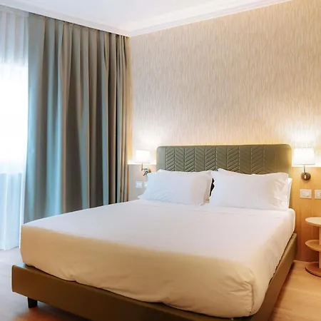 Otel Moevenpick Bari