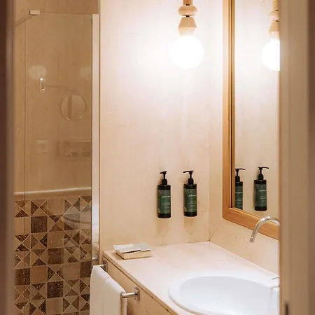 מלון Moevenpick 4*