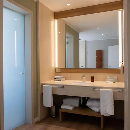 Moevenpick 호텔 4*