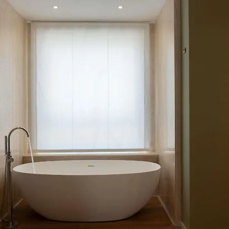 Moevenpick Hotel 4*
