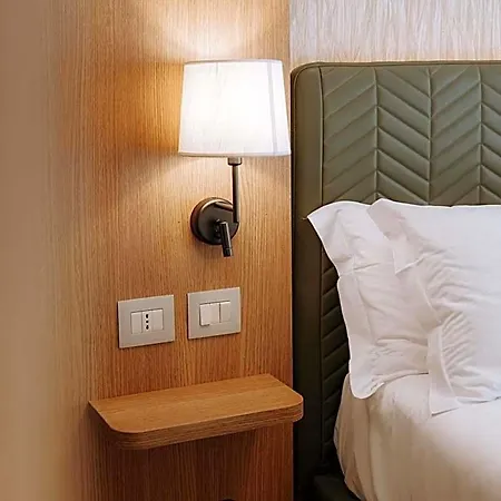 Moevenpick Szálloda 4*