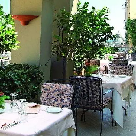 Hotel Moevenpick Bari