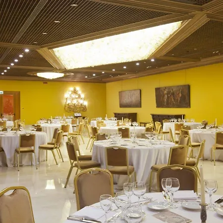 فندق Moevenpick باري