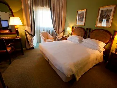 Moevenpick 4* Bari