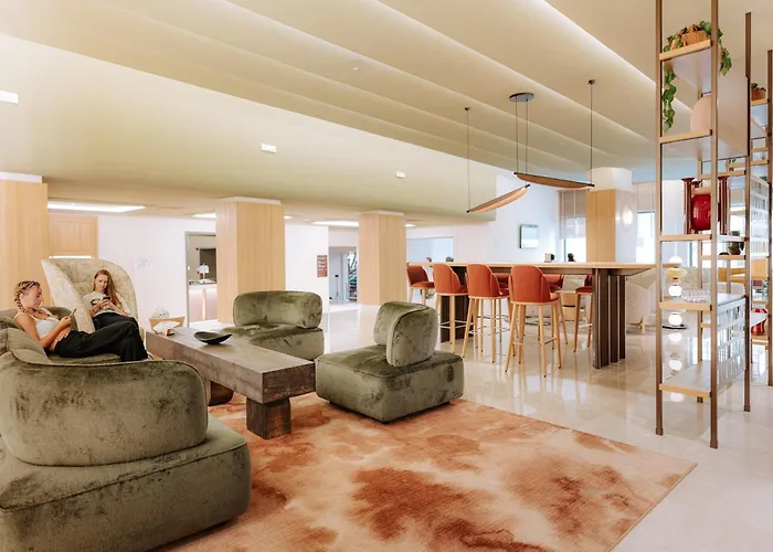 מלון Moevenpick 4*